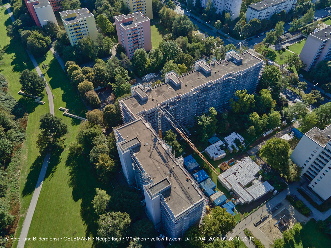 23.09.2022 - Sanierung am Karl-MArx-Ring 11-21 in Neuperlach